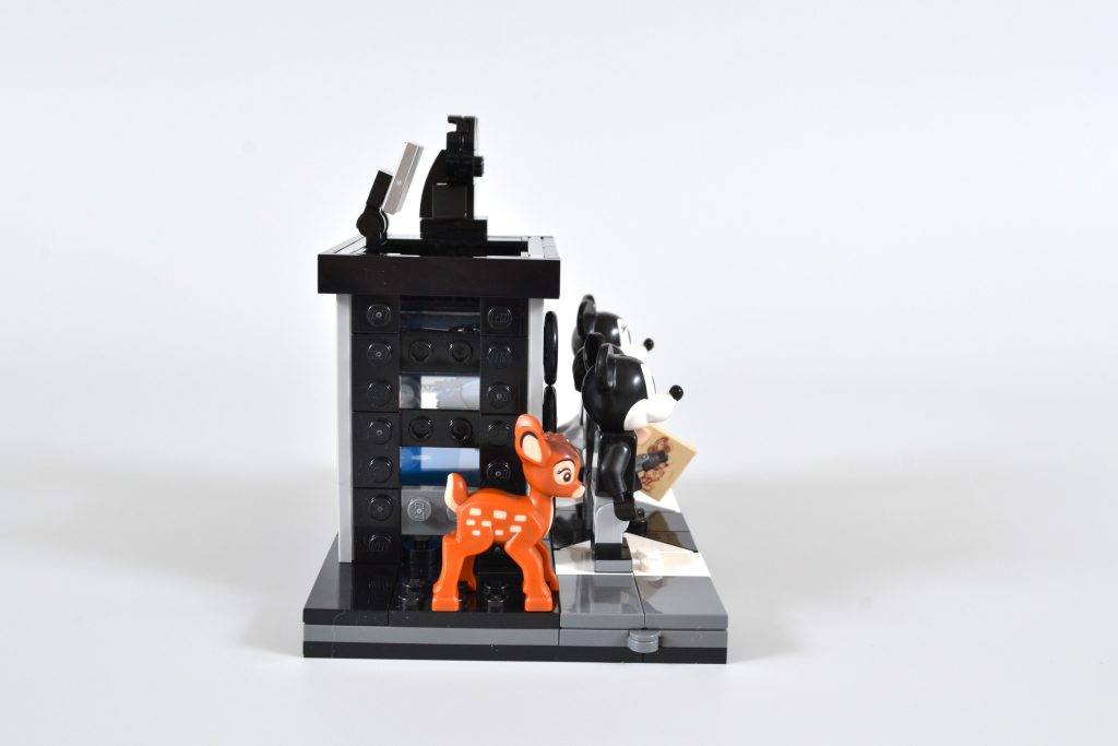 LEGO Disney 43230 Walt Disney Tribute Camera 9 1024x683