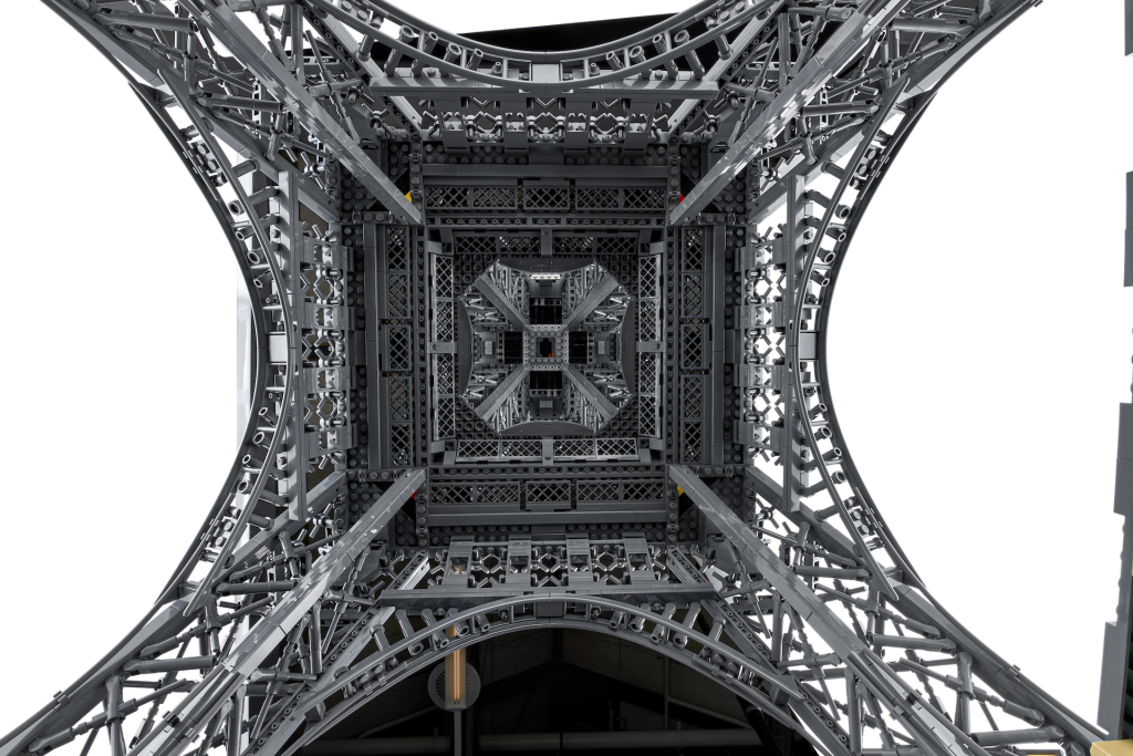 LEGO Icons 10307 Eiffel Tower 11 1024x683