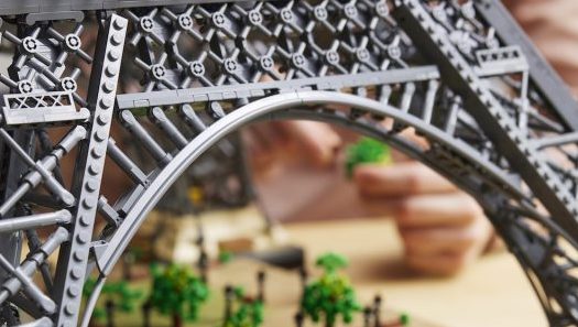 LEGO 10307 Eiffel Tower Rollercoaster